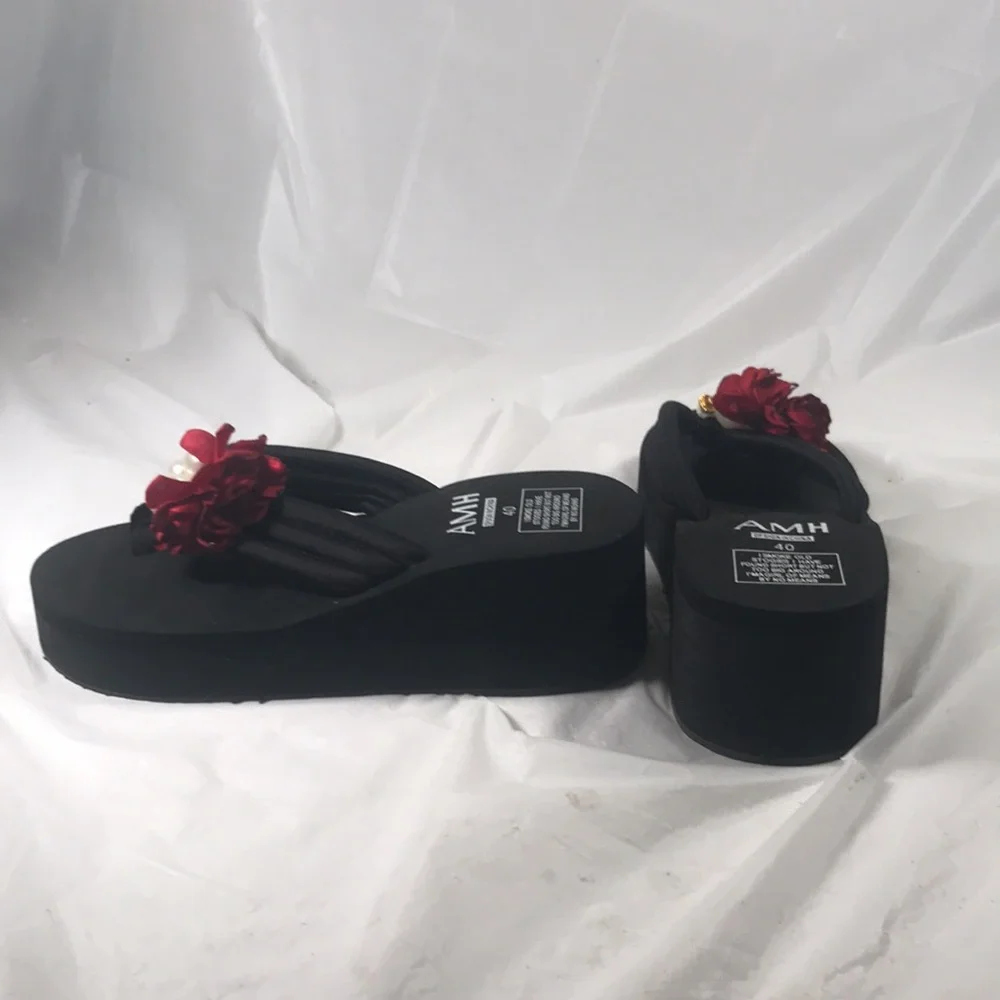 Womens Summer Black With Red Flowers & Jewels Slip On Vegan Platform Thong Shoes